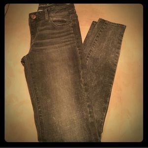 NWT American Eagle Acid Wash Skinny Jeans!